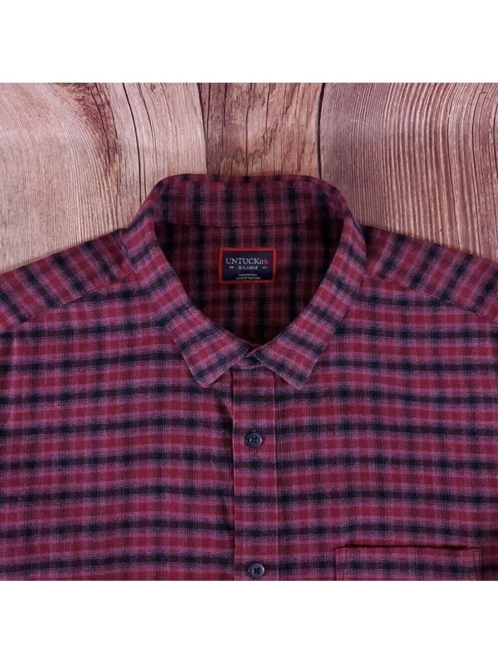 UNTUCKit Calder Mens Size XL Red Black Plaid Flannel Long Sleeve Button Up Shirt